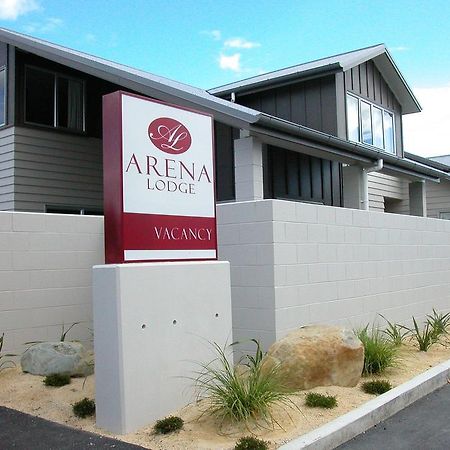 بالميرستون نورث Arena Lodge المظهر الخارجي الصورة